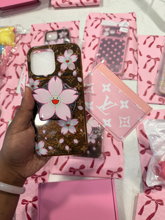 IT Girl ESSENTIALS (Pre-Order)